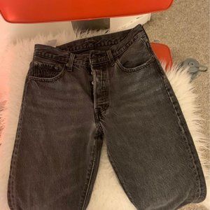 Washed Black Levi’s 501 Relaxed Fit Ankle Jeans Size 25
